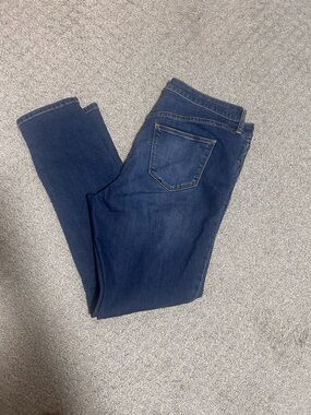 Universal Thread Women's Skinny Jeans in Dark Blue Denim